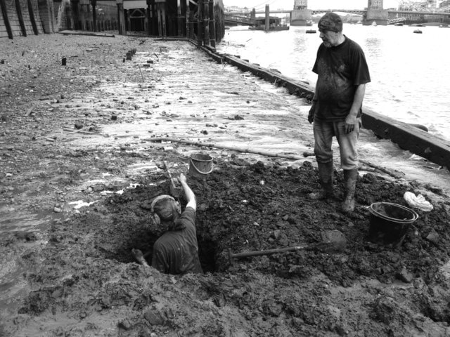 Découvertes de pièces par les détecteurs de métaux !