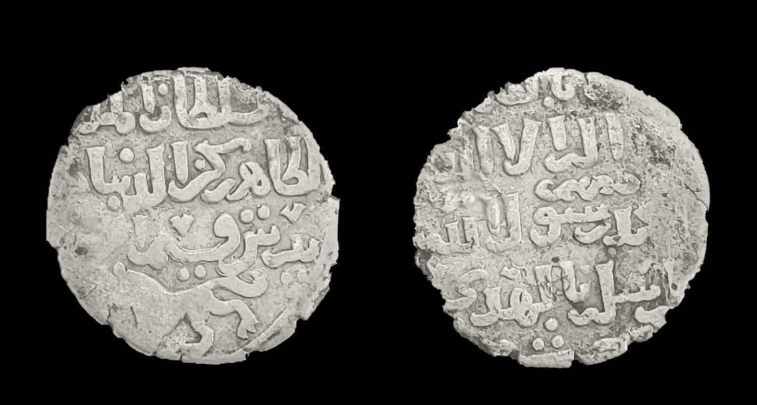 Un trésor de l’ère islamique découvert